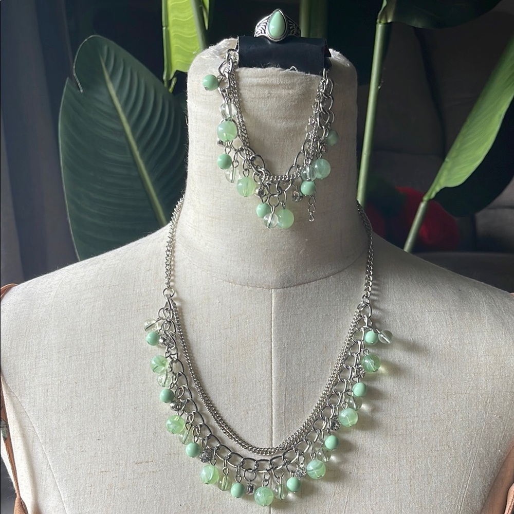 Green Jewelry Set